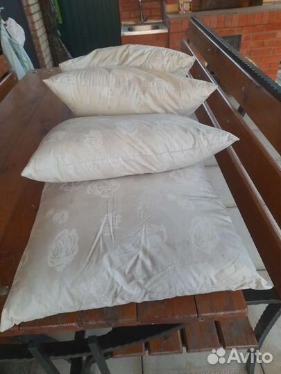 Подушки перьевые бу