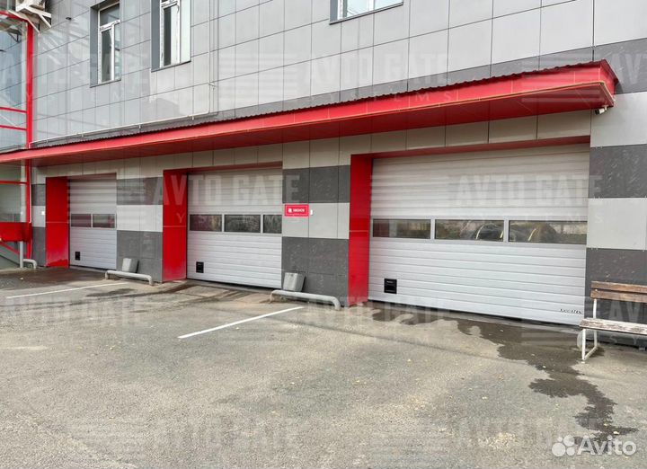 Секционные ворота