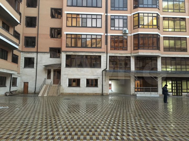 5-к. квартира, 200 м², 6/7 эт.