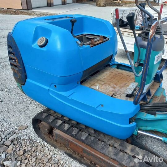 Щитки на мини-экскаватор Komatsu PC12R/PC15R