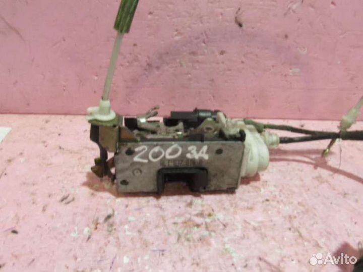 Замок двери передней правой Audi A3 8L (S3,RS3)