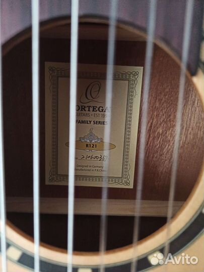 Классическая гитара Ortega R121 Family Series 4/4