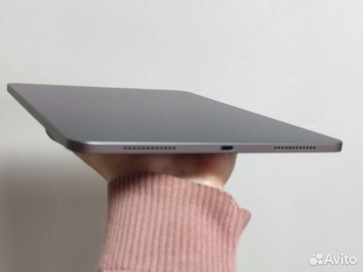 iPad Air 5 2022 M1 + чехол