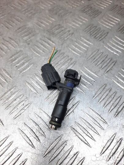 Форсунка Peugeot 307 кабриолет 2.0 RFJ 2006