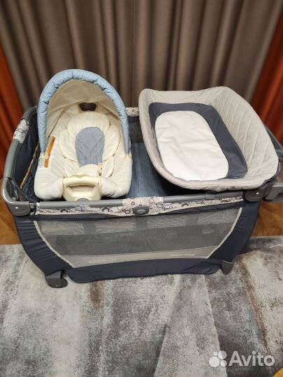 Кроватка - манеж Graco Cuddle Cove Disney Minnie