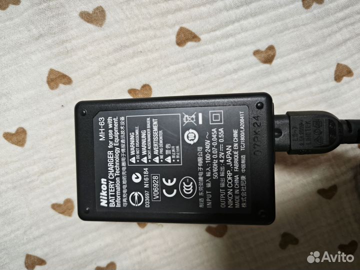 Зарядное устройство для фотоаппарата Nikon MH -63