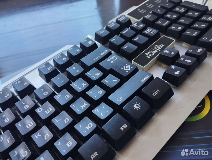 Игровая клавиатура Metal Hunter