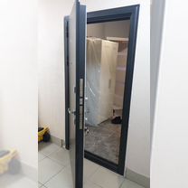 Установка входных металлических дверей, Москва