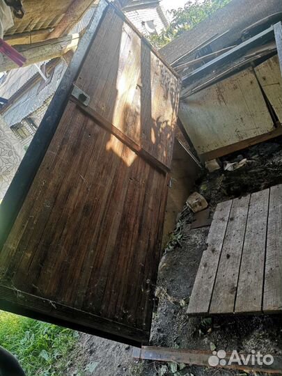 Металлическая дверь в сборе