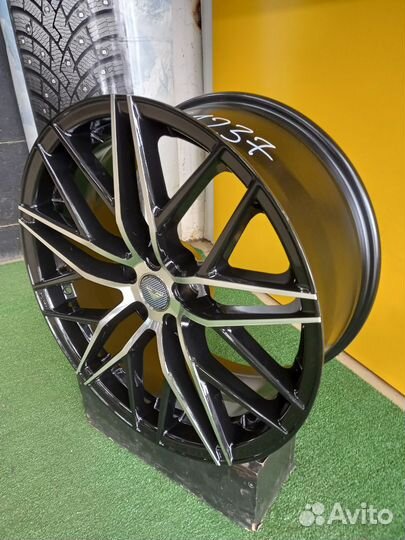 Диск литой R19 x114.3