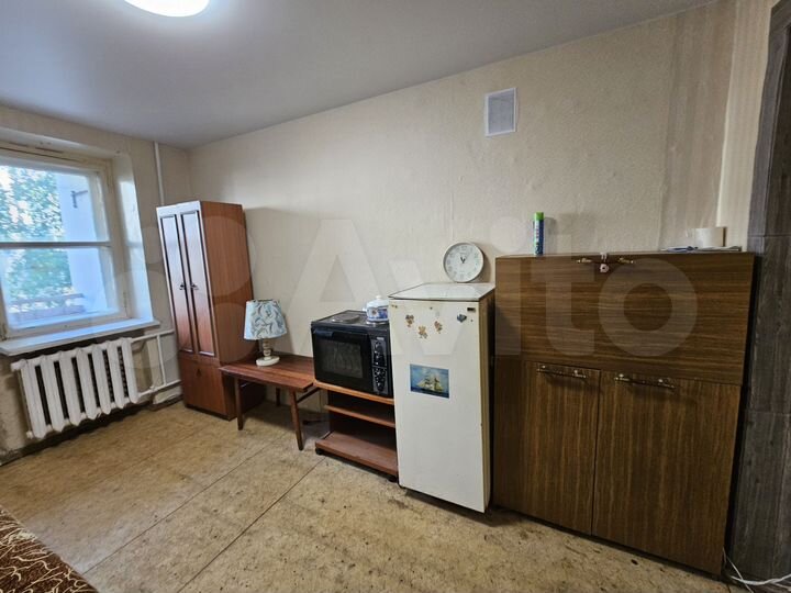 Комната 12 м² в 6-к., 2/5 эт.