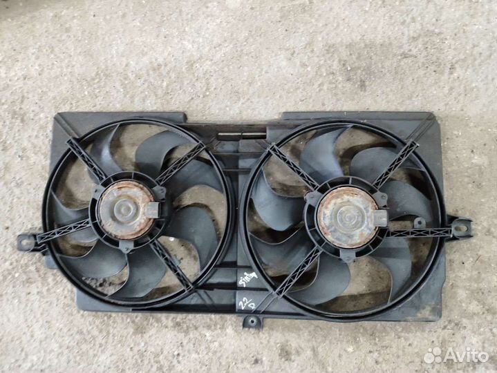 Вентилятор радиатора 24005988 Opel Sintra 2.2