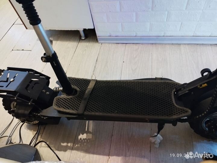 Электросамокат Kugoo m5