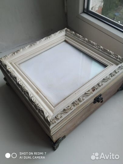 Деревянная шкатулка ручной работы