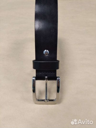 Мужской кожаный ремень