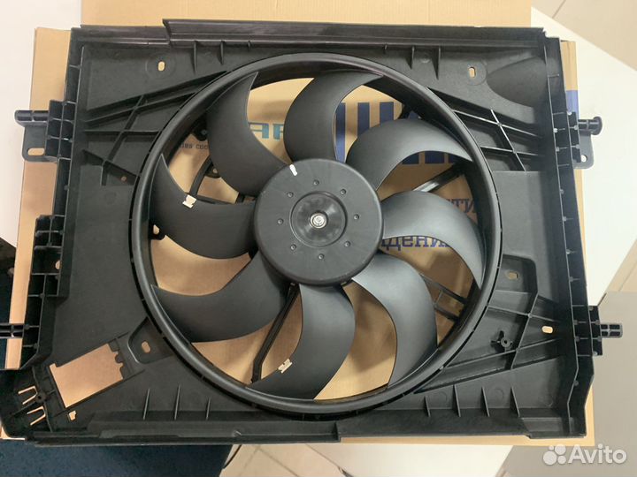 Диффузор радиатора в сборе Renault