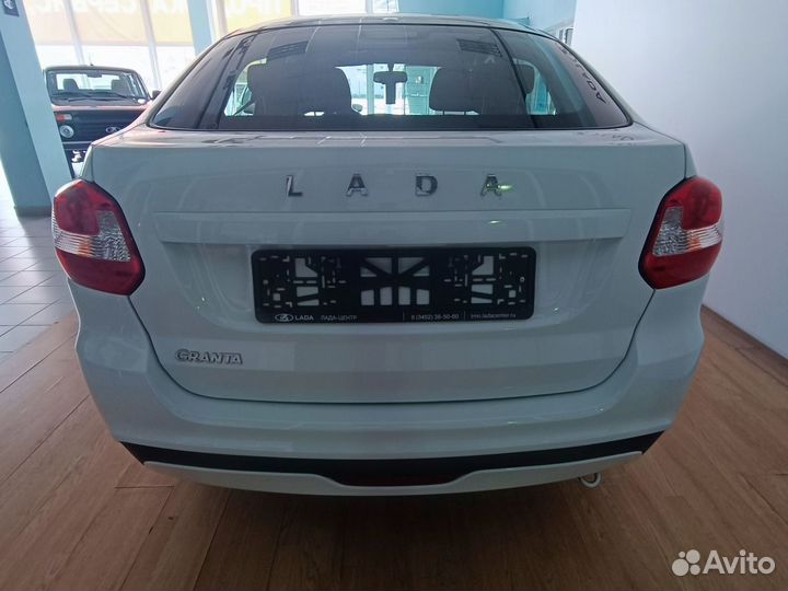 LADA Granta 1.6 МТ, 2023