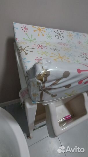 Детский пеленальный столик-ванночка