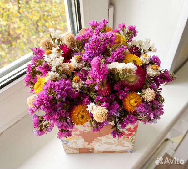 Букет из сухоцветов в подарочной коробке