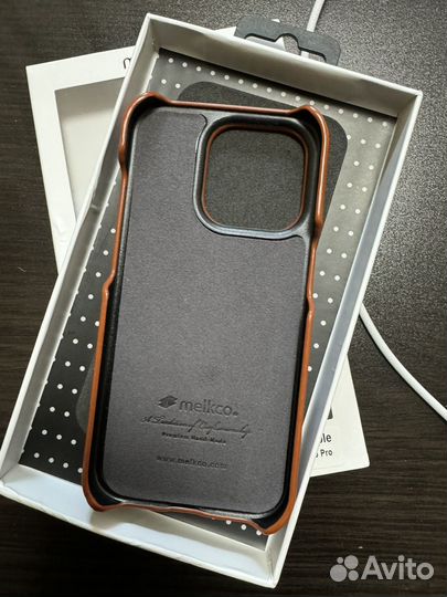 Чехол кожаный iPhone 15 pro