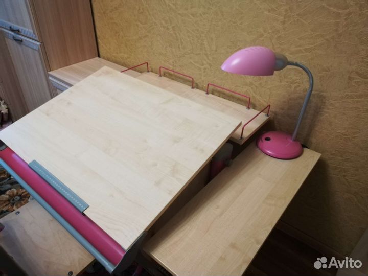 Растущая парта и стул деми