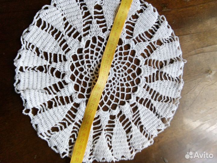 Продам салфетку ручной работы