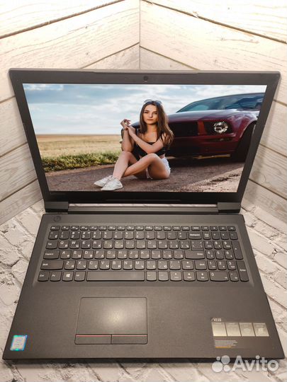 Ультрабук с SSD/intel 6е поколение/6GB/15 Дюймов