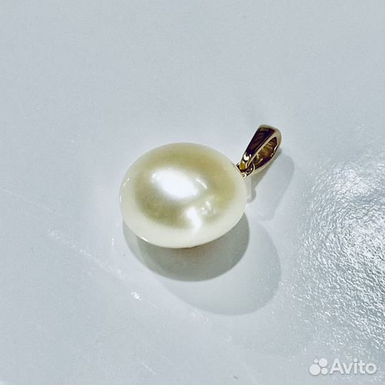 Золотая подвеска с/к
