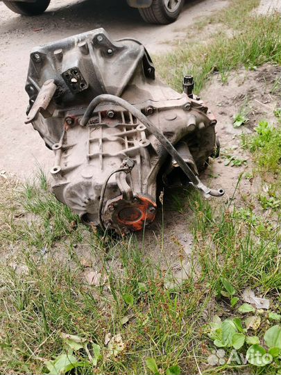 МКПП Нисан П10-П11. Мотор 2.0