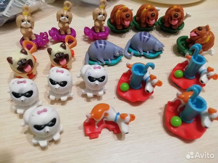 Игрушка из киндер