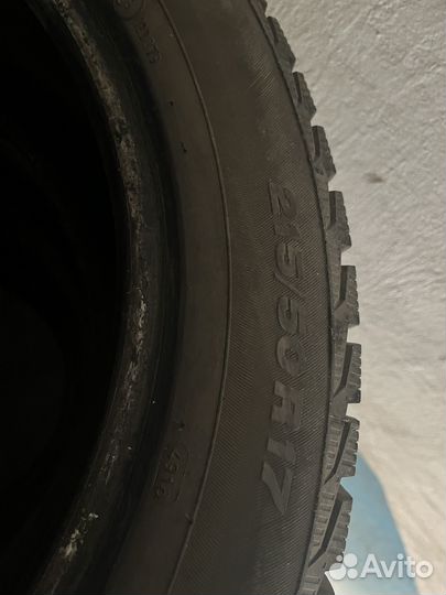 Viatti Bosco Nordico V-523 215/50 R17