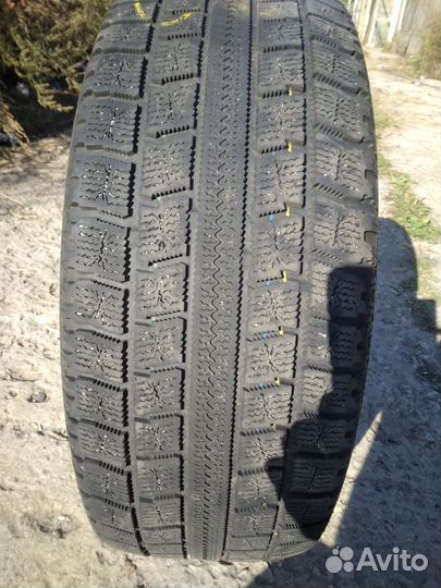 Nitto SN 2 Winter 215/60 R16