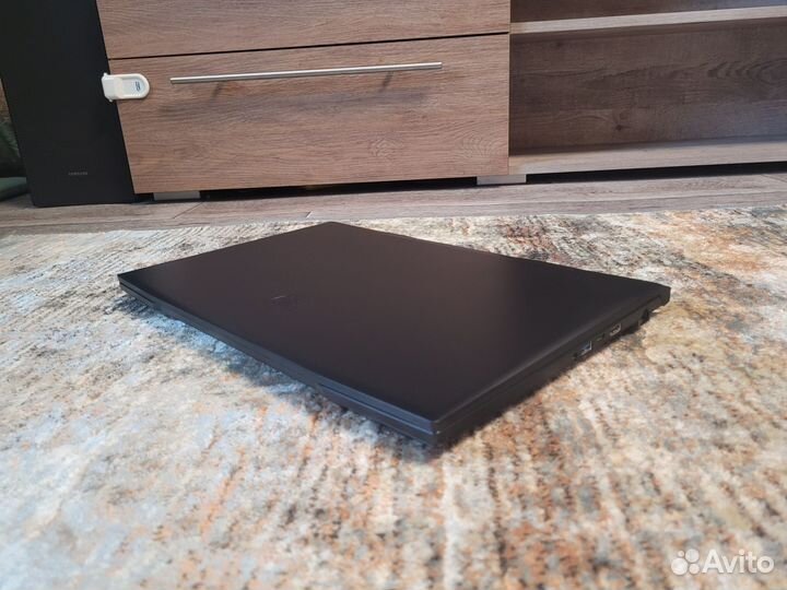 Ноутбук MSI katana