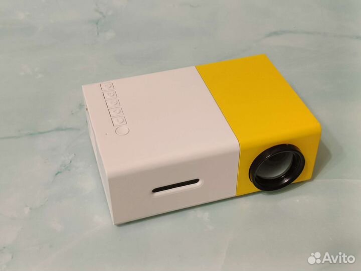Мини проектор