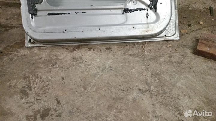 Дверь передняя левая vito 639 кузов