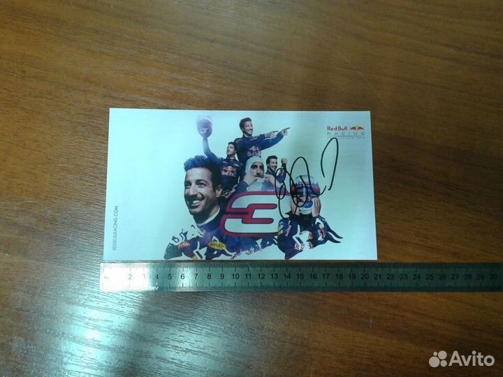 Автограф Даниэля Риккардо (2016, Формула 1)