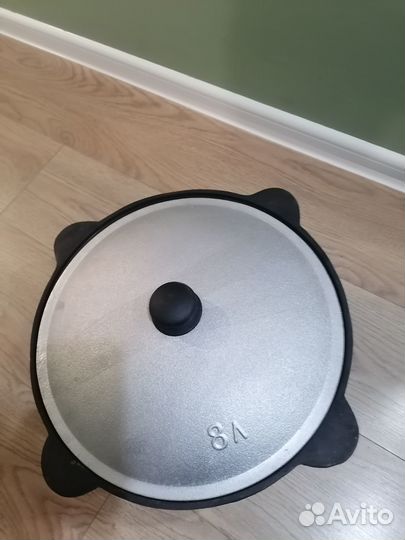 Казан чугунный 8 литров с крышкой новый