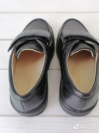 Туфли полуботинки новые Unichel мальчику р-р 28