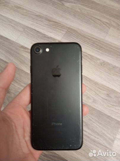 iPhone 7, 128 ГБ