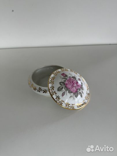 Старинная шкатулка