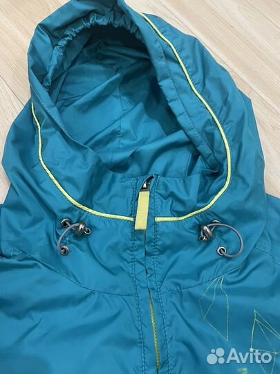 Ветровка р.110 -116 б/у