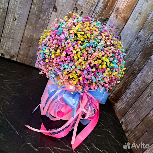 Коробочка с радужной гипсофилой