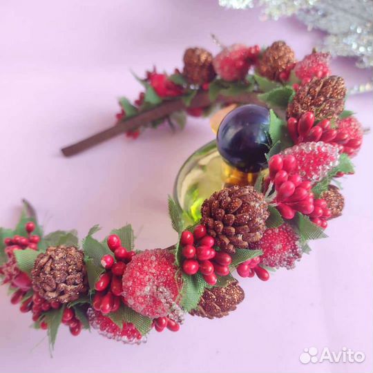 Ободок из ягодок