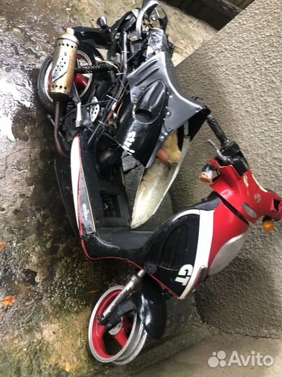 Запчасти китайский скутер(скутер в разбо)