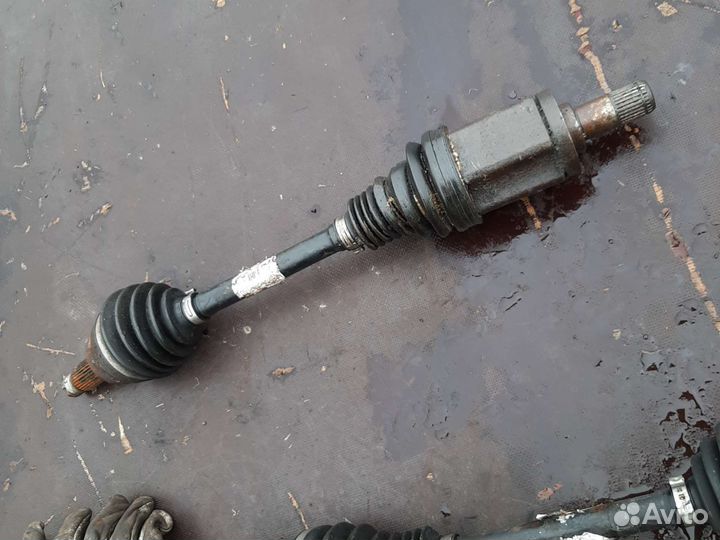 Привод передний левый бмв X5 E70 X6 E71