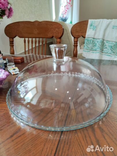 Тортница с крышкой