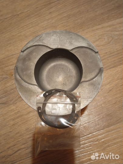 Поршень ман