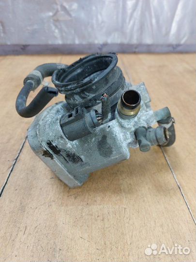 Дроссельная заслонка Opel Zafira B минивэн Z18XER