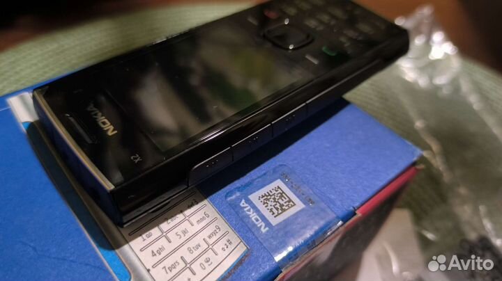 Телефон Nokia X 2-00