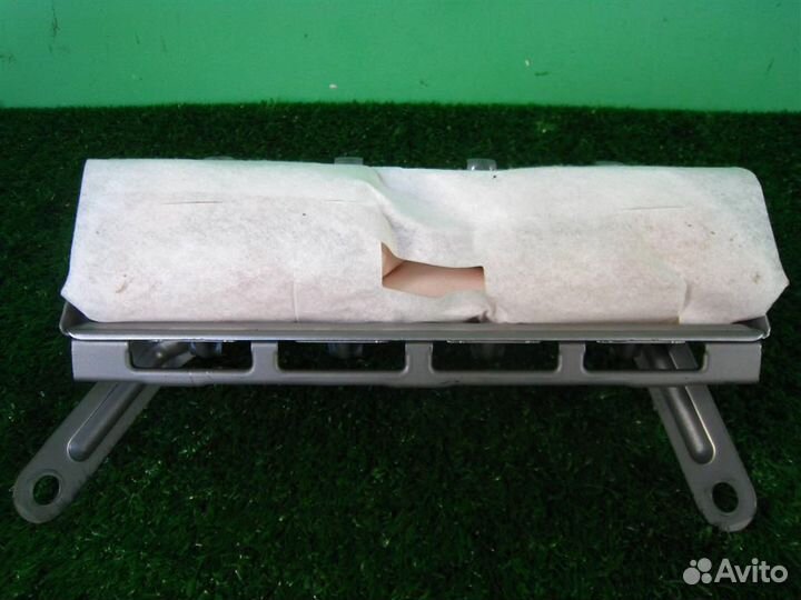 Подушка безопасности коленная Toyota Yaris P13 20